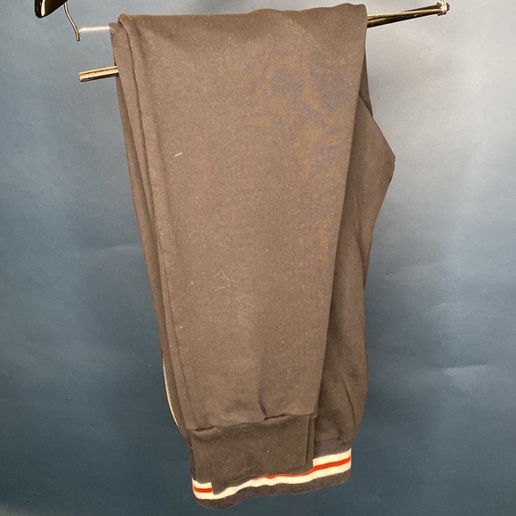 Moschino - Picture 2 of 3